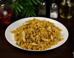 Жареный рис с морепродуктами
