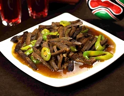 Говядина соломкой острая с овощами